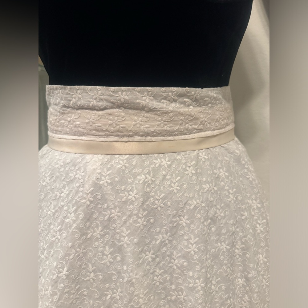 Homemade White Flora Skirt ALMOST Perfect - Picture 2 of 4
